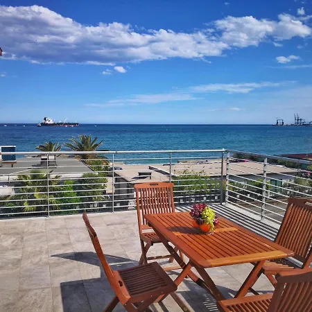 Deluxe Con Terrazza Sul Mare Apartment Savona