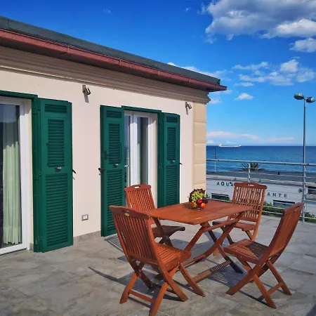 Deluxe Con Terrazza Sul Mare * Savona